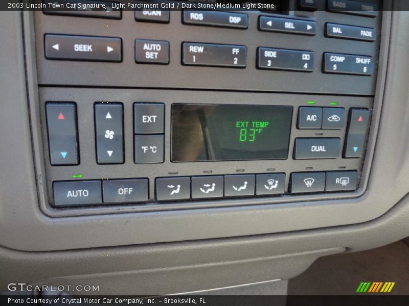 Light Parchment Gold / Dark Stone/Medium Light Stone 2003 Lincoln Town Car Signature