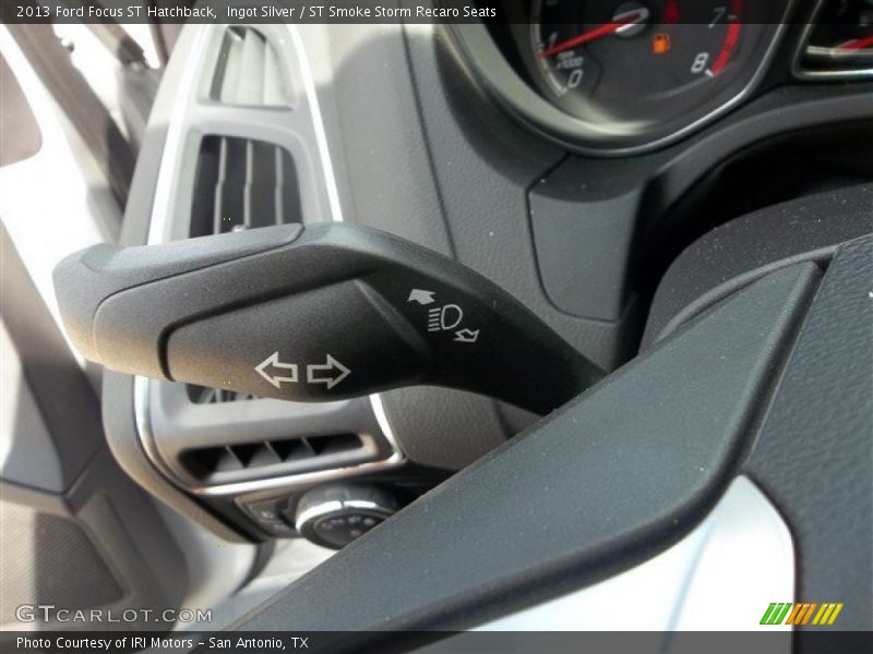 Controls of 2013 Focus ST Hatchback