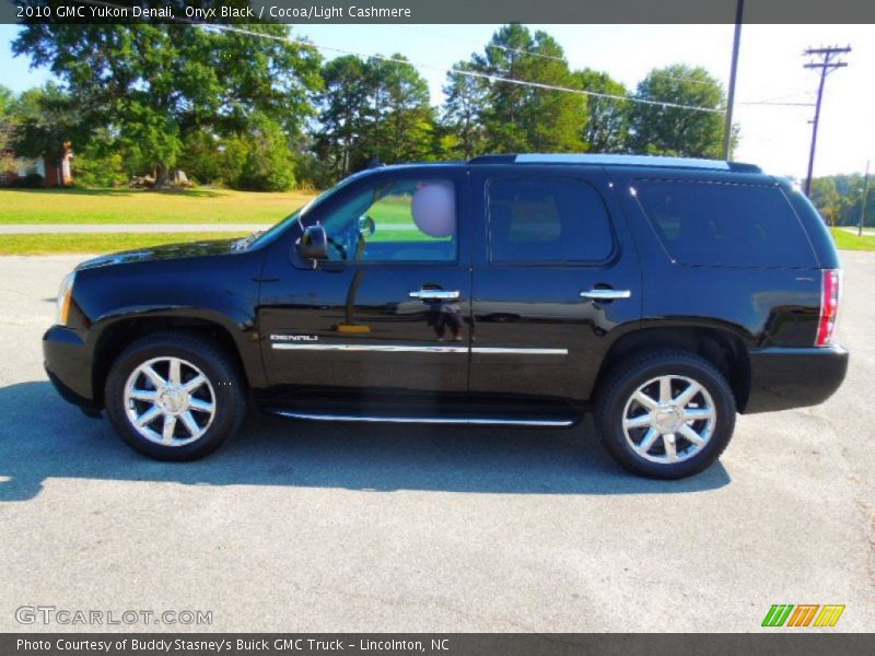 Onyx Black / Cocoa/Light Cashmere 2010 GMC Yukon Denali