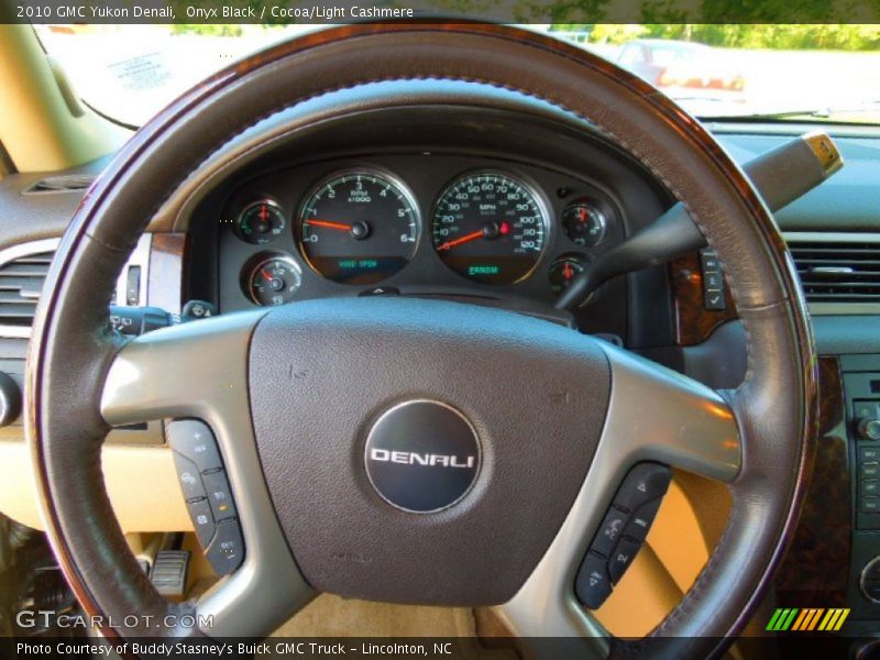 Onyx Black / Cocoa/Light Cashmere 2010 GMC Yukon Denali