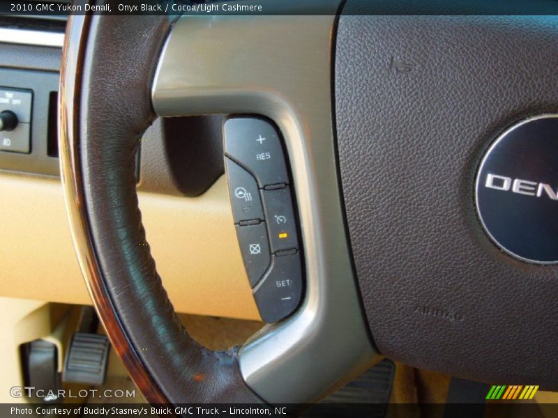 Onyx Black / Cocoa/Light Cashmere 2010 GMC Yukon Denali