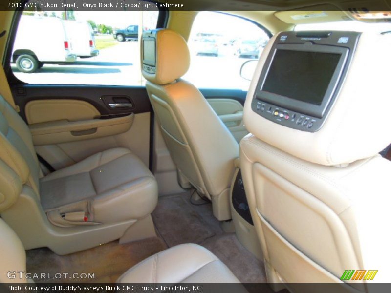Onyx Black / Cocoa/Light Cashmere 2010 GMC Yukon Denali