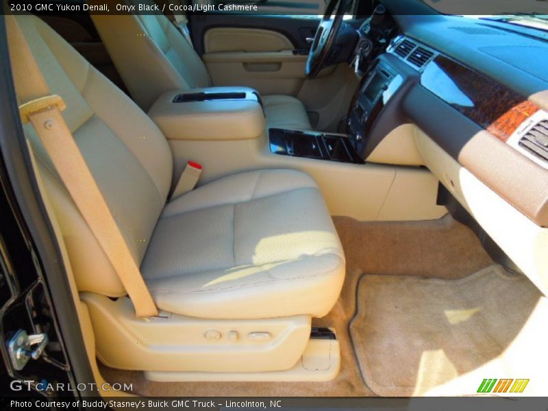 Onyx Black / Cocoa/Light Cashmere 2010 GMC Yukon Denali