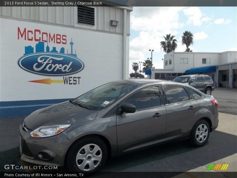 Sterling Gray / Charcoal Black 2013 Ford Focus S Sedan