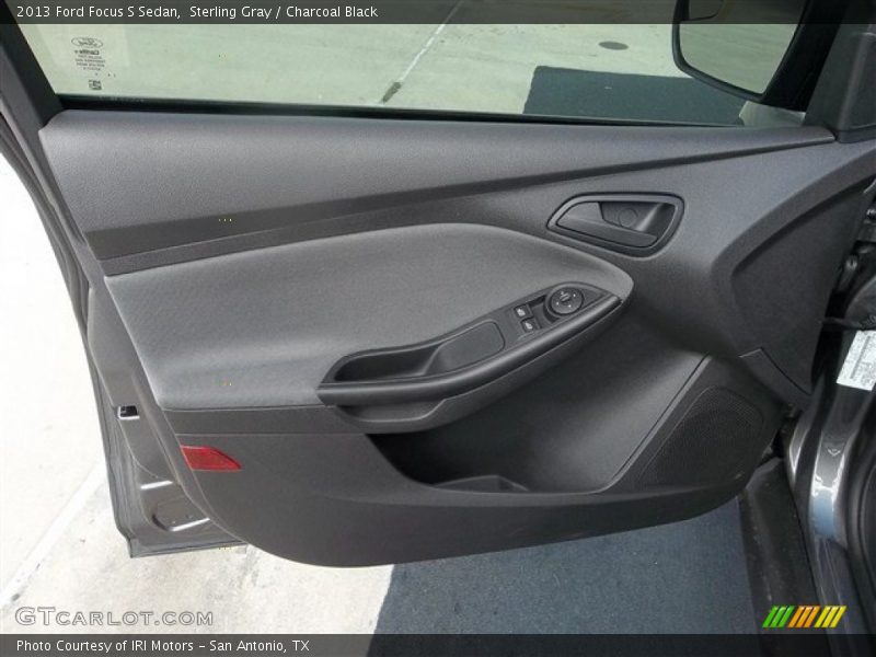 Sterling Gray / Charcoal Black 2013 Ford Focus S Sedan