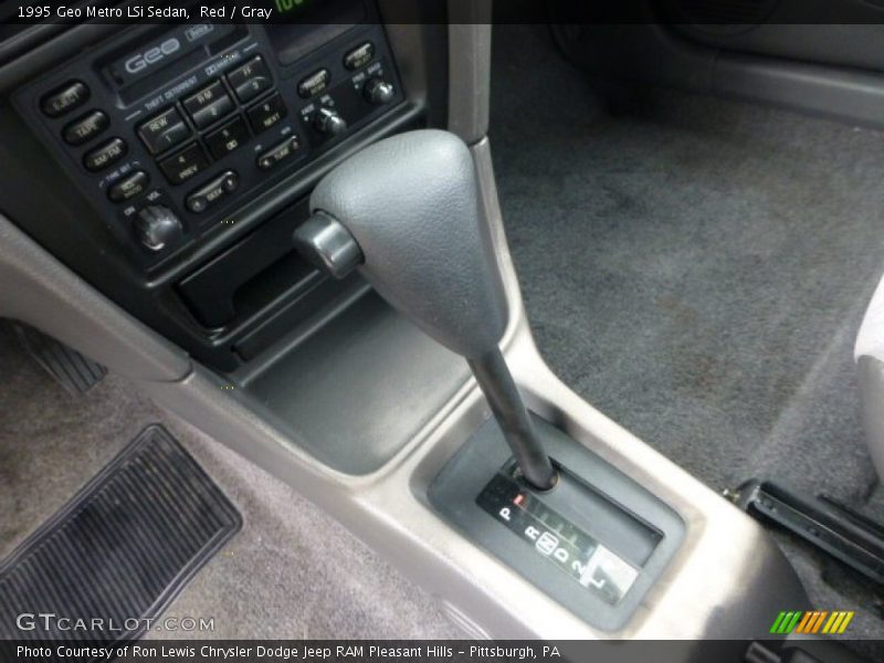  1995 Metro LSi Sedan 3 Speed Automatic Shifter