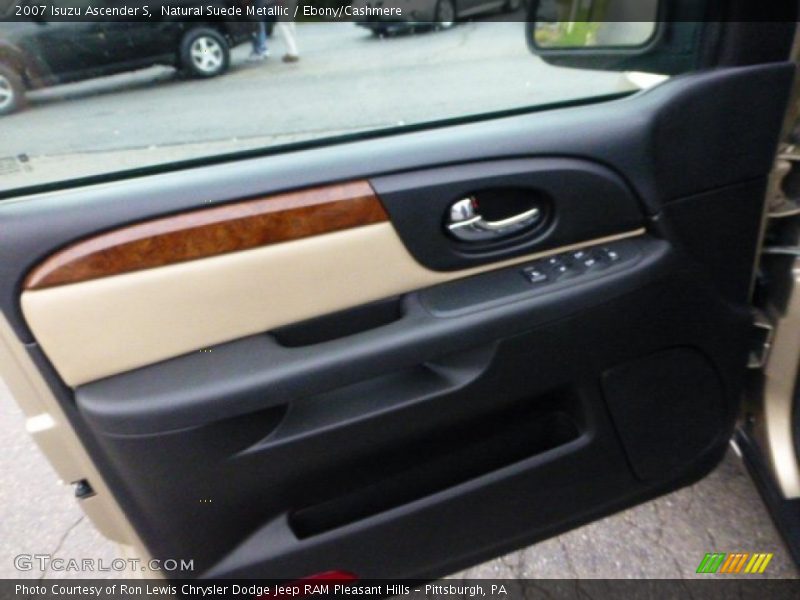 Natural Suede Metallic / Ebony/Cashmere 2007 Isuzu Ascender S