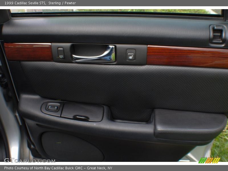 Sterling / Pewter 1999 Cadillac Seville STS