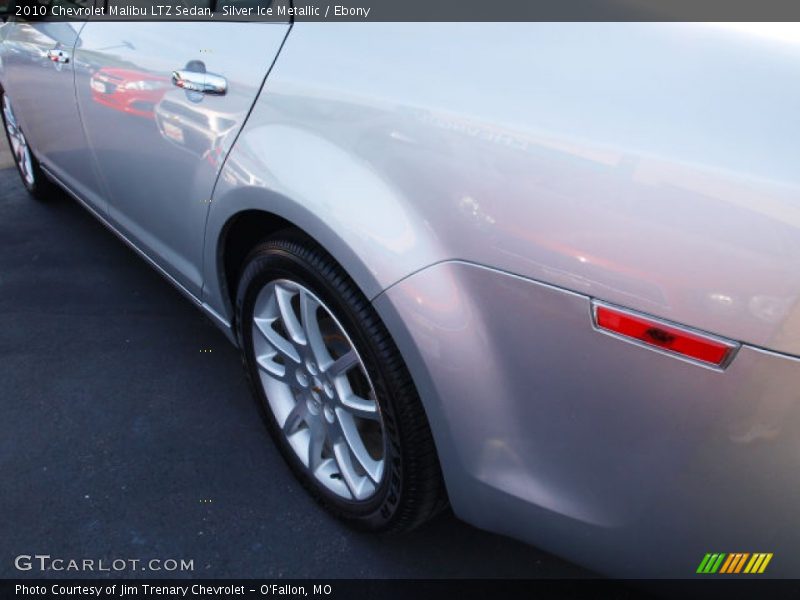 Silver Ice Metallic / Ebony 2010 Chevrolet Malibu LTZ Sedan