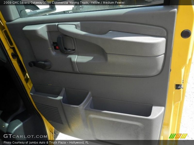 Yellow / Medium Pewter 2009 GMC Savana Cutaway 3500 Commercial Moving Truck