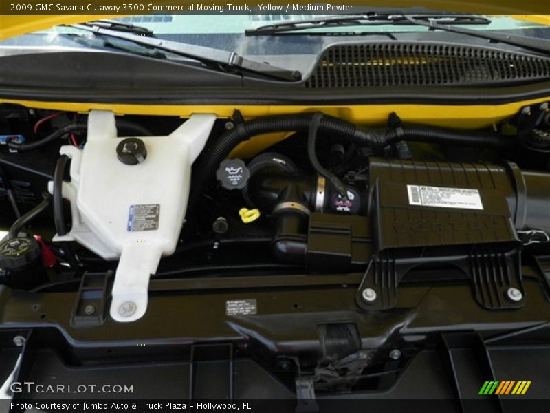 Yellow / Medium Pewter 2009 GMC Savana Cutaway 3500 Commercial Moving Truck