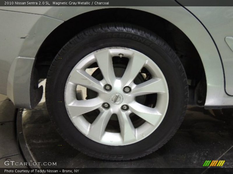 Magnetic Gray Metallic / Charcoal 2010 Nissan Sentra 2.0 SL