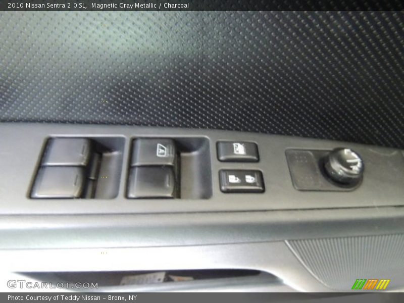 Magnetic Gray Metallic / Charcoal 2010 Nissan Sentra 2.0 SL