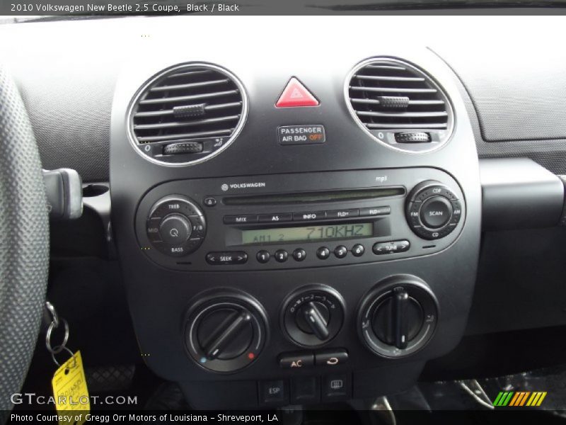 Black / Black 2010 Volkswagen New Beetle 2.5 Coupe