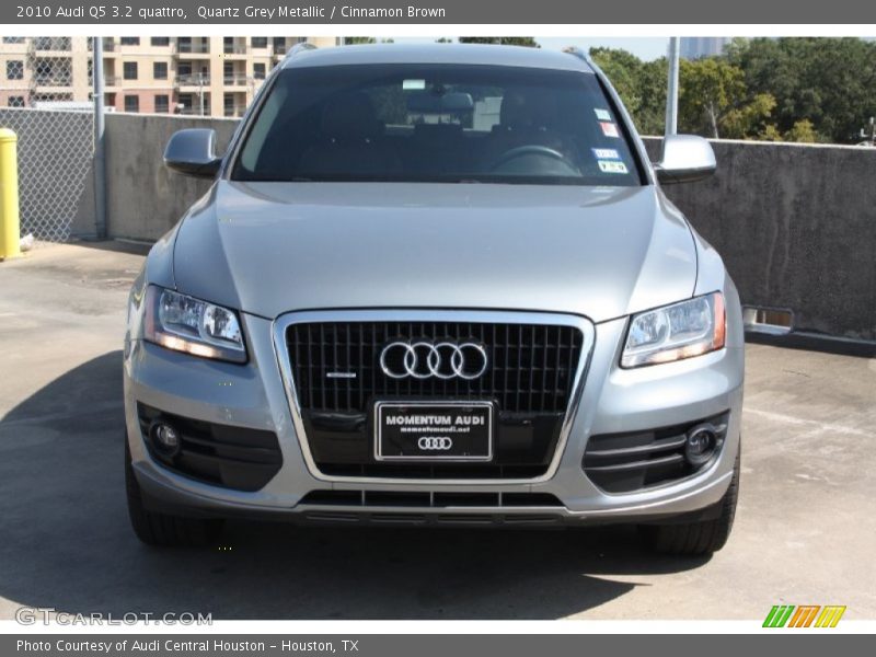 Quartz Grey Metallic / Cinnamon Brown 2010 Audi Q5 3.2 quattro