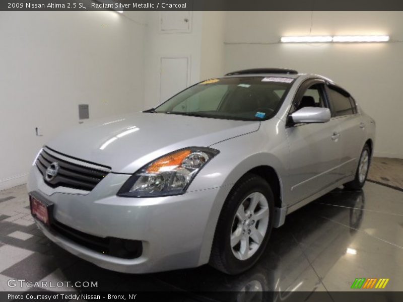 Radiant Silver Metallic / Charcoal 2009 Nissan Altima 2.5 SL
