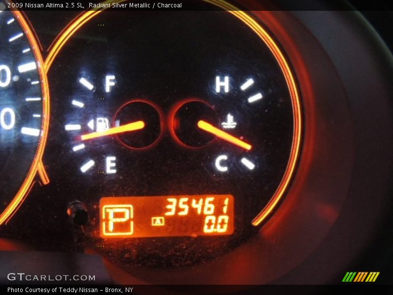 Radiant Silver Metallic / Charcoal 2009 Nissan Altima 2.5 SL