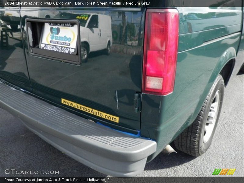 Dark Forest Green Metallic / Medium Gray 2004 Chevrolet Astro AWD Cargo Van