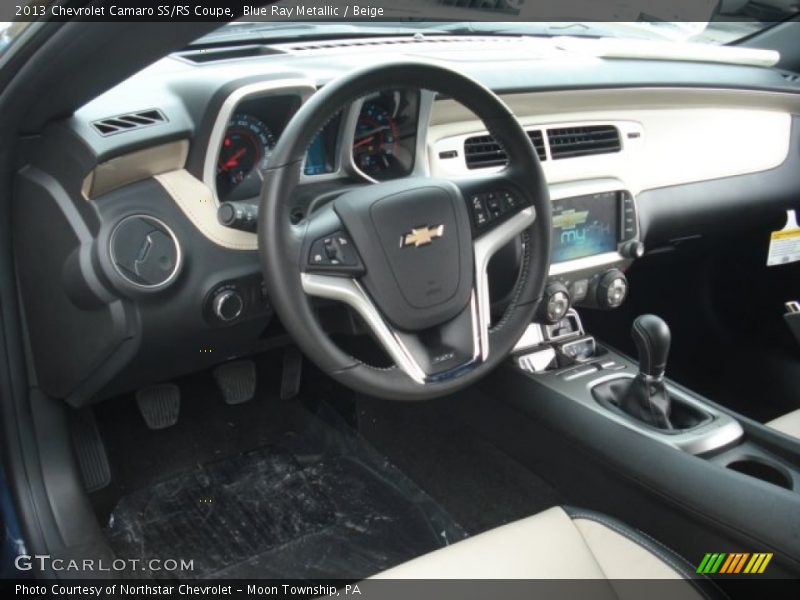 Dashboard of 2013 Camaro SS/RS Coupe