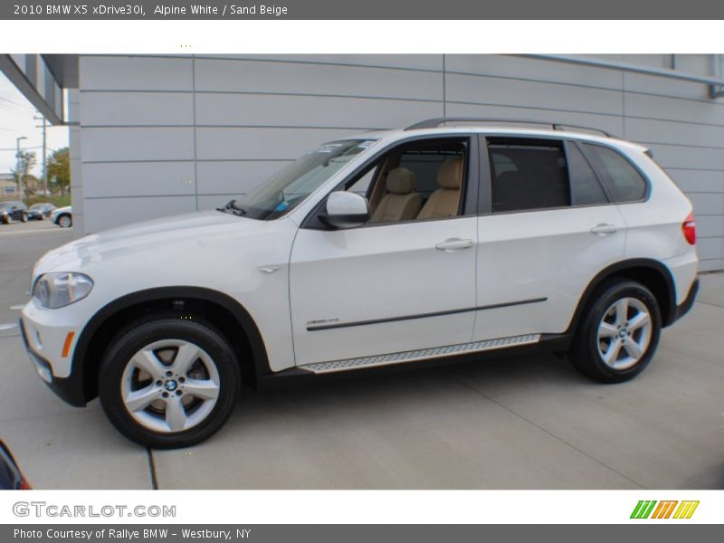 Alpine White / Sand Beige 2010 BMW X5 xDrive30i