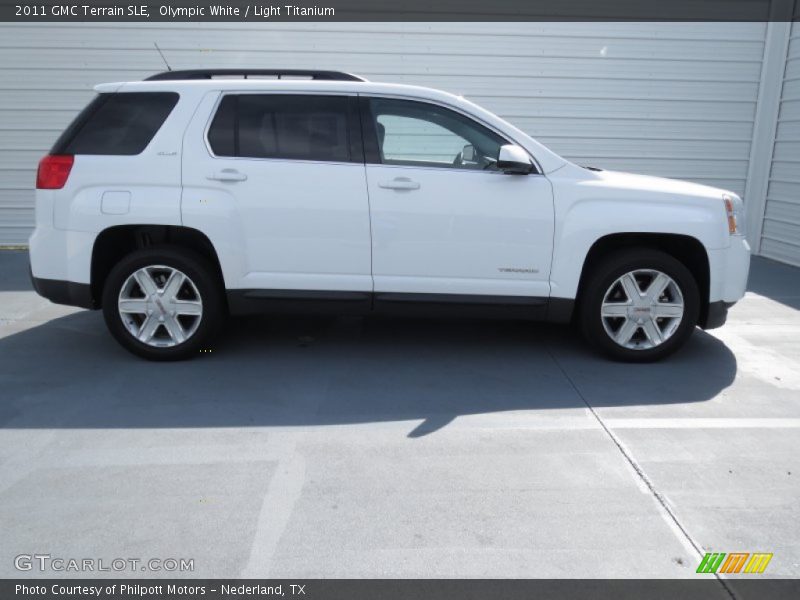 Olympic White / Light Titanium 2011 GMC Terrain SLE