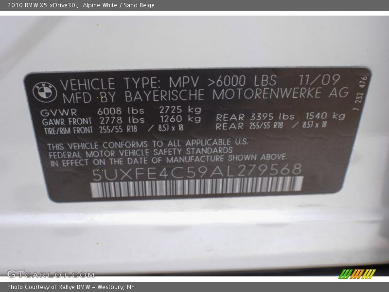 Alpine White / Sand Beige 2010 BMW X5 xDrive30i