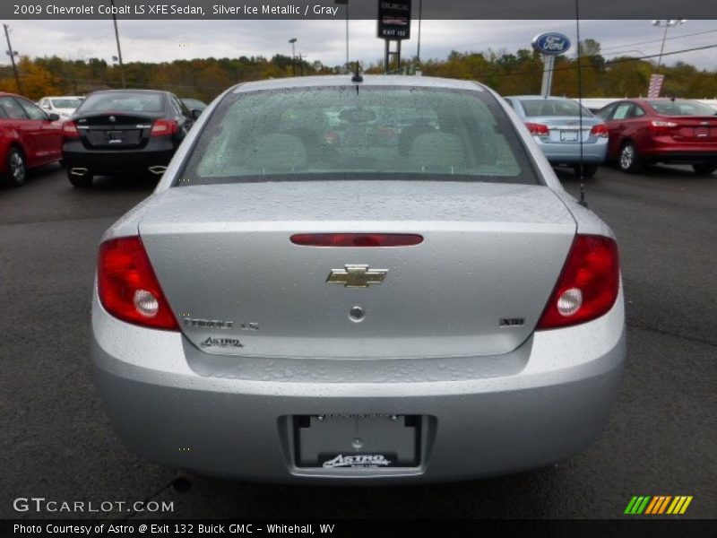 Silver Ice Metallic / Gray 2009 Chevrolet Cobalt LS XFE Sedan