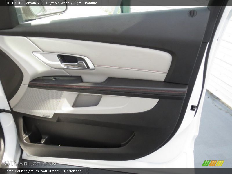 Olympic White / Light Titanium 2011 GMC Terrain SLE
