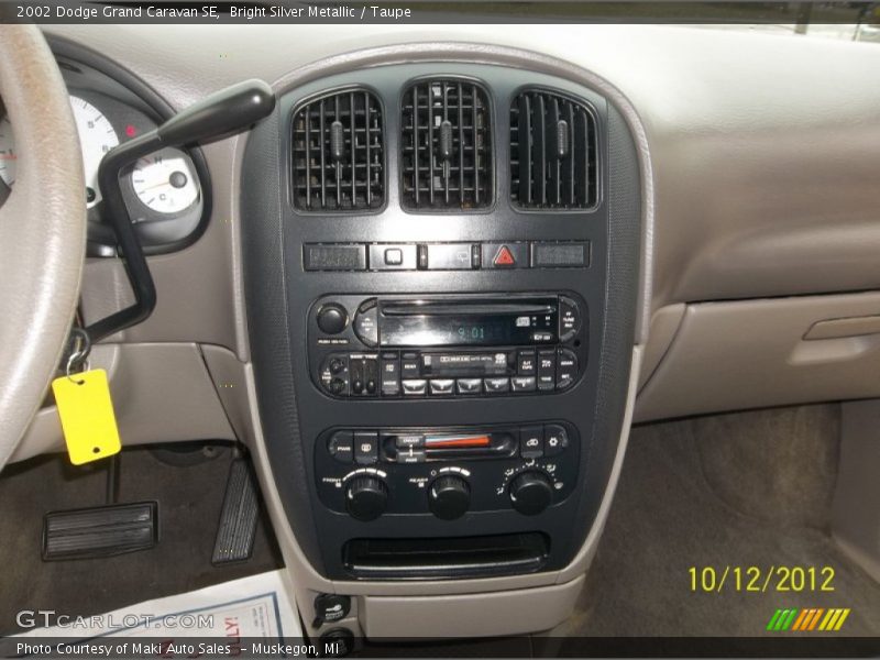 Controls of 2002 Grand Caravan SE
