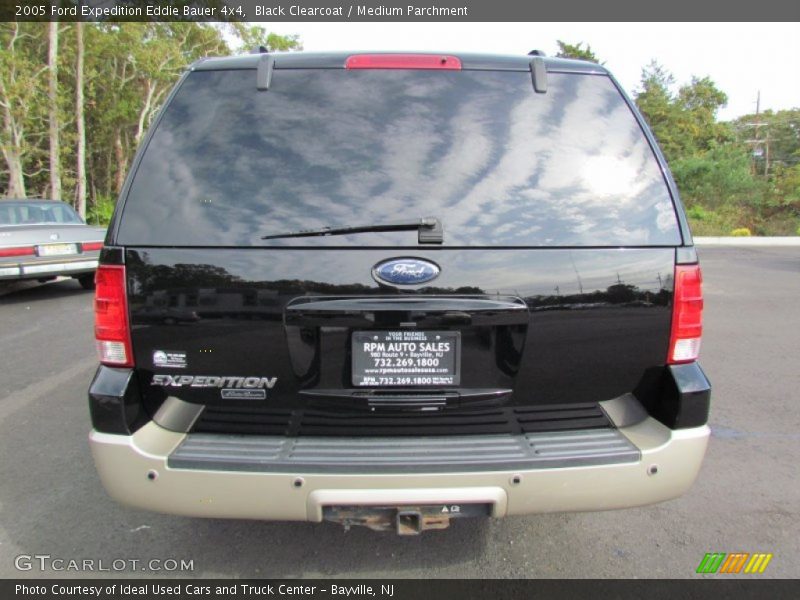 Black Clearcoat / Medium Parchment 2005 Ford Expedition Eddie Bauer 4x4