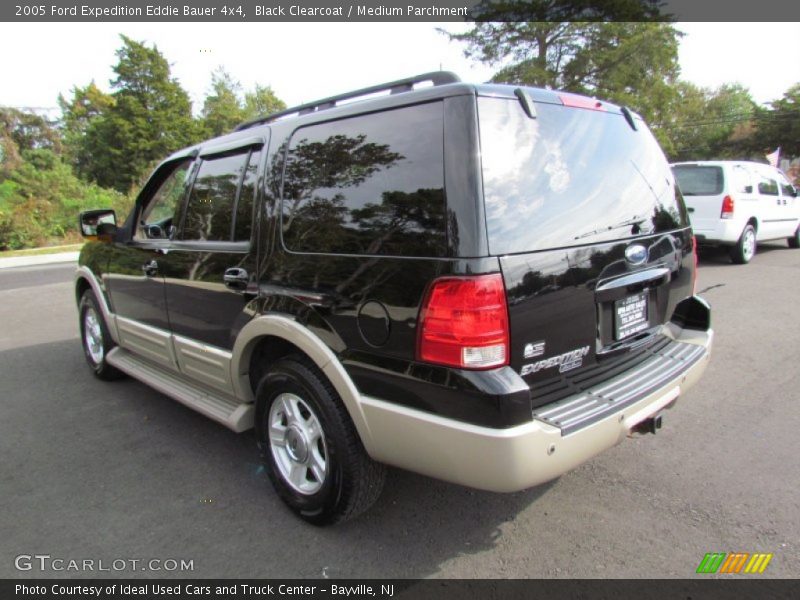 Black Clearcoat / Medium Parchment 2005 Ford Expedition Eddie Bauer 4x4