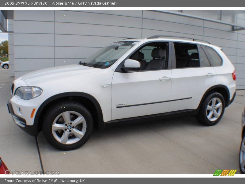 Alpine White / Grey Nevada Leather 2009 BMW X5 xDrive30i