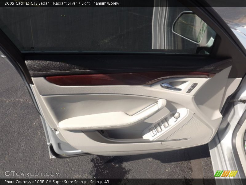 Radiant Silver / Light Titanium/Ebony 2009 Cadillac CTS Sedan