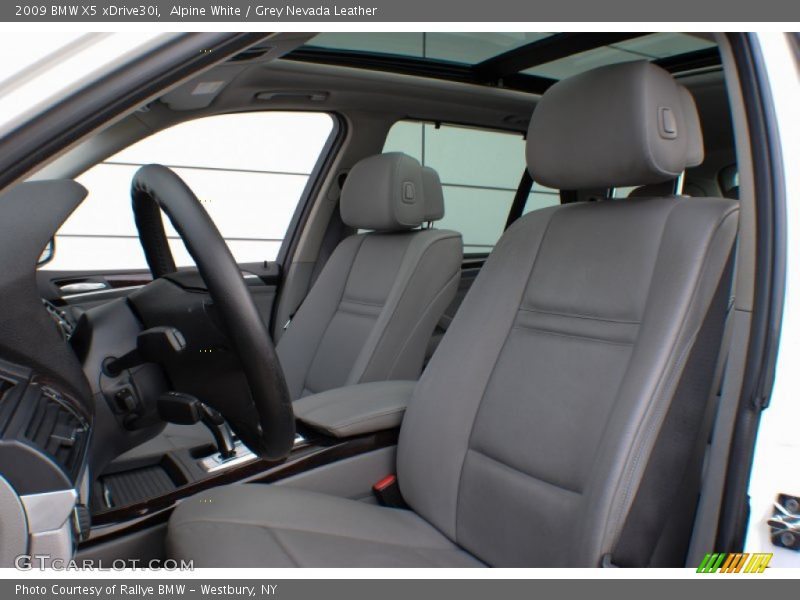 Alpine White / Grey Nevada Leather 2009 BMW X5 xDrive30i