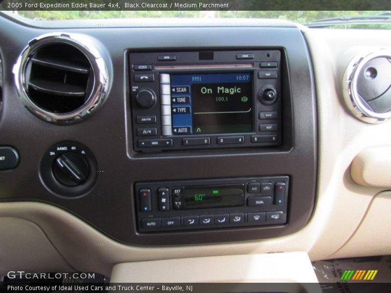 Black Clearcoat / Medium Parchment 2005 Ford Expedition Eddie Bauer 4x4