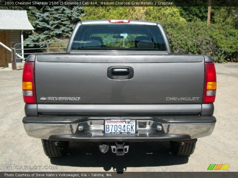 Medium Charcoal Gray Metallic / Graphite 2000 Chevrolet Silverado 2500 LS Extended Cab 4x4