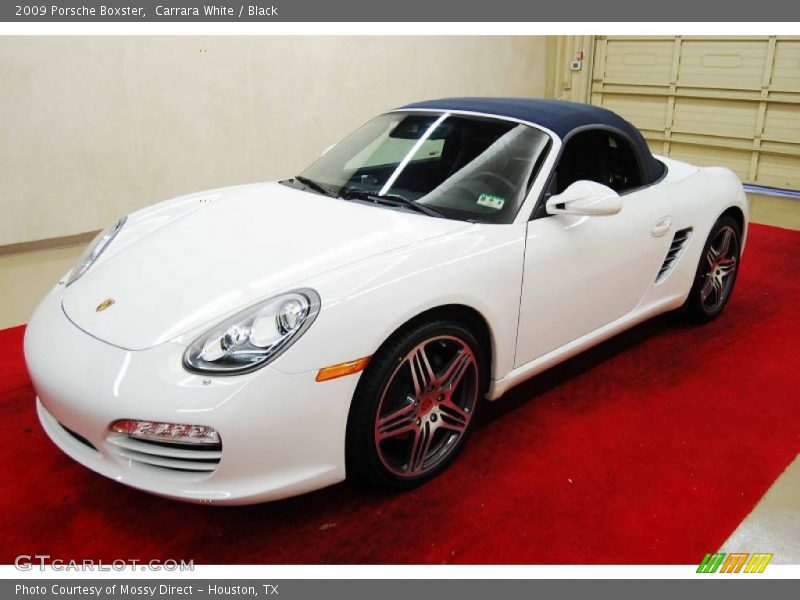 Front 3/4 View of 2009 Boxster 