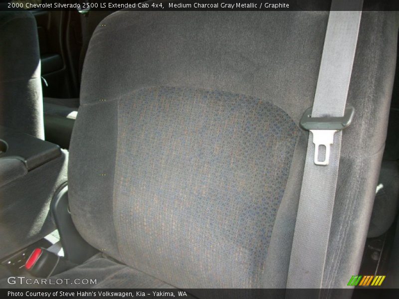 Medium Charcoal Gray Metallic / Graphite 2000 Chevrolet Silverado 2500 LS Extended Cab 4x4