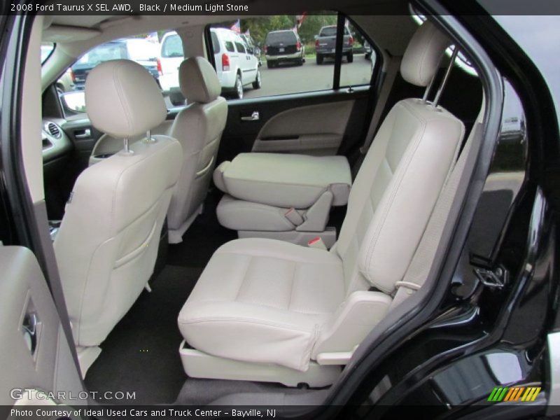 Black / Medium Light Stone 2008 Ford Taurus X SEL AWD