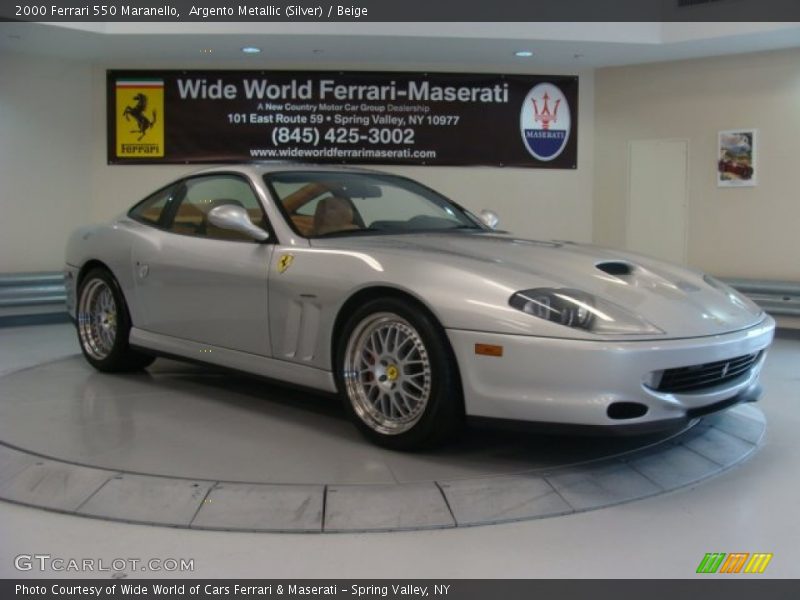 Argento Metallic (Silver) / Beige 2000 Ferrari 550 Maranello
