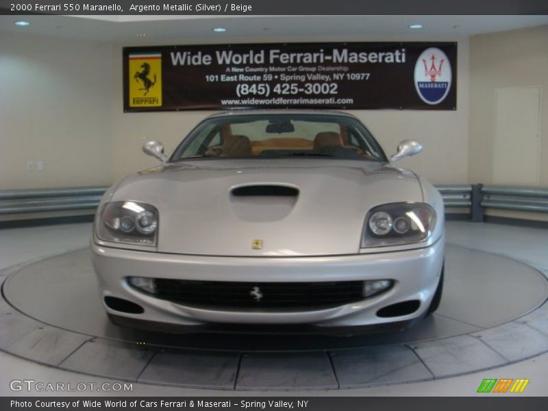 Argento Metallic (Silver) / Beige 2000 Ferrari 550 Maranello