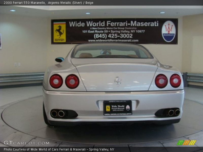 Argento Metallic (Silver) / Beige 2000 Ferrari 550 Maranello