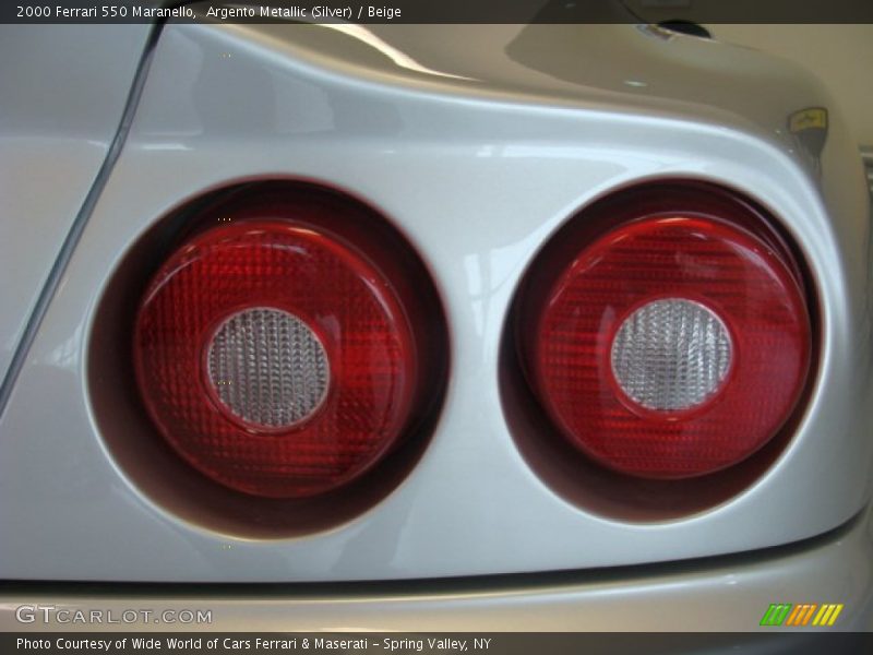 Argento Metallic (Silver) / Beige 2000 Ferrari 550 Maranello