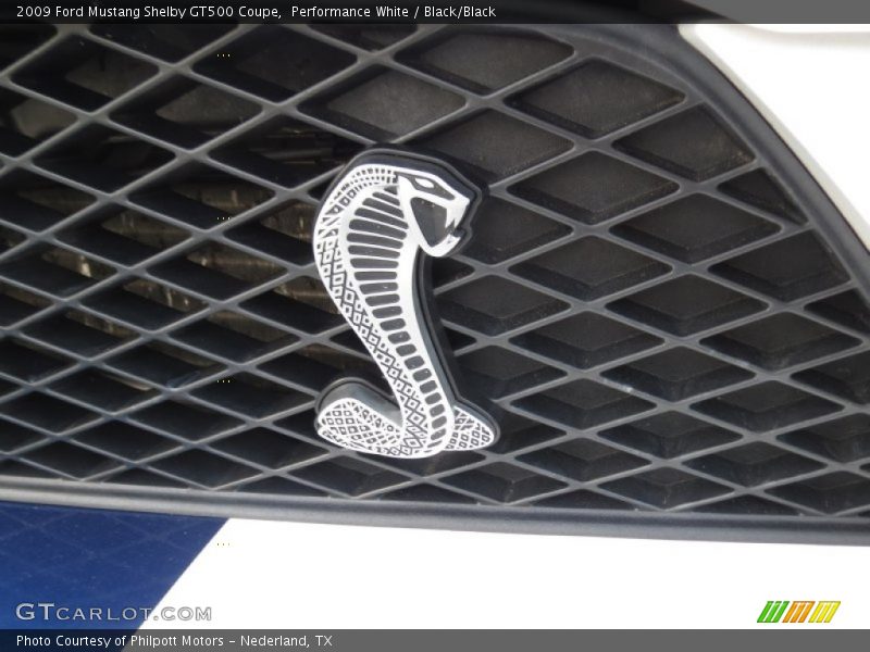 Performance White / Black/Black 2009 Ford Mustang Shelby GT500 Coupe