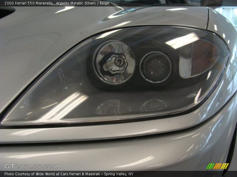 Argento Metallic (Silver) / Beige 2000 Ferrari 550 Maranello