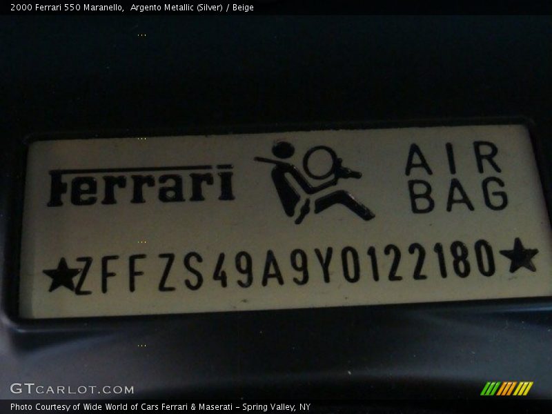 Argento Metallic (Silver) / Beige 2000 Ferrari 550 Maranello