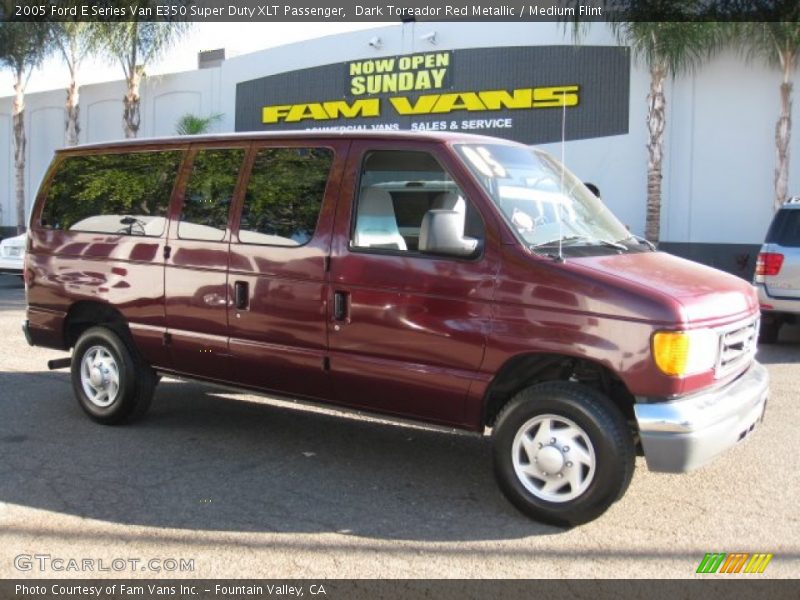 Dark Toreador Red Metallic / Medium Flint 2005 Ford E Series Van E350 Super Duty XLT Passenger