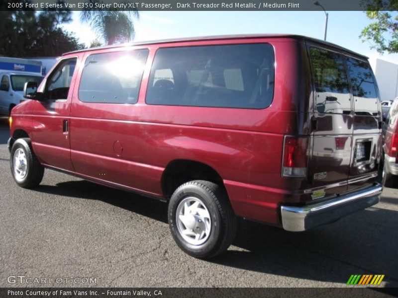  2005 E Series Van E350 Super Duty XLT Passenger Dark Toreador Red Metallic