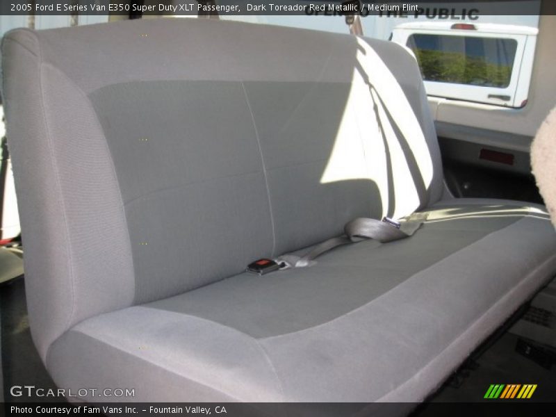 Dark Toreador Red Metallic / Medium Flint 2005 Ford E Series Van E350 Super Duty XLT Passenger