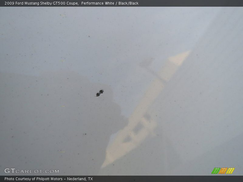 Performance White / Black/Black 2009 Ford Mustang Shelby GT500 Coupe